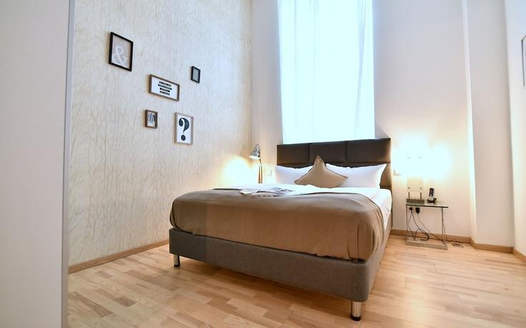 Amical Hotel Вупертал Екстериор снимка