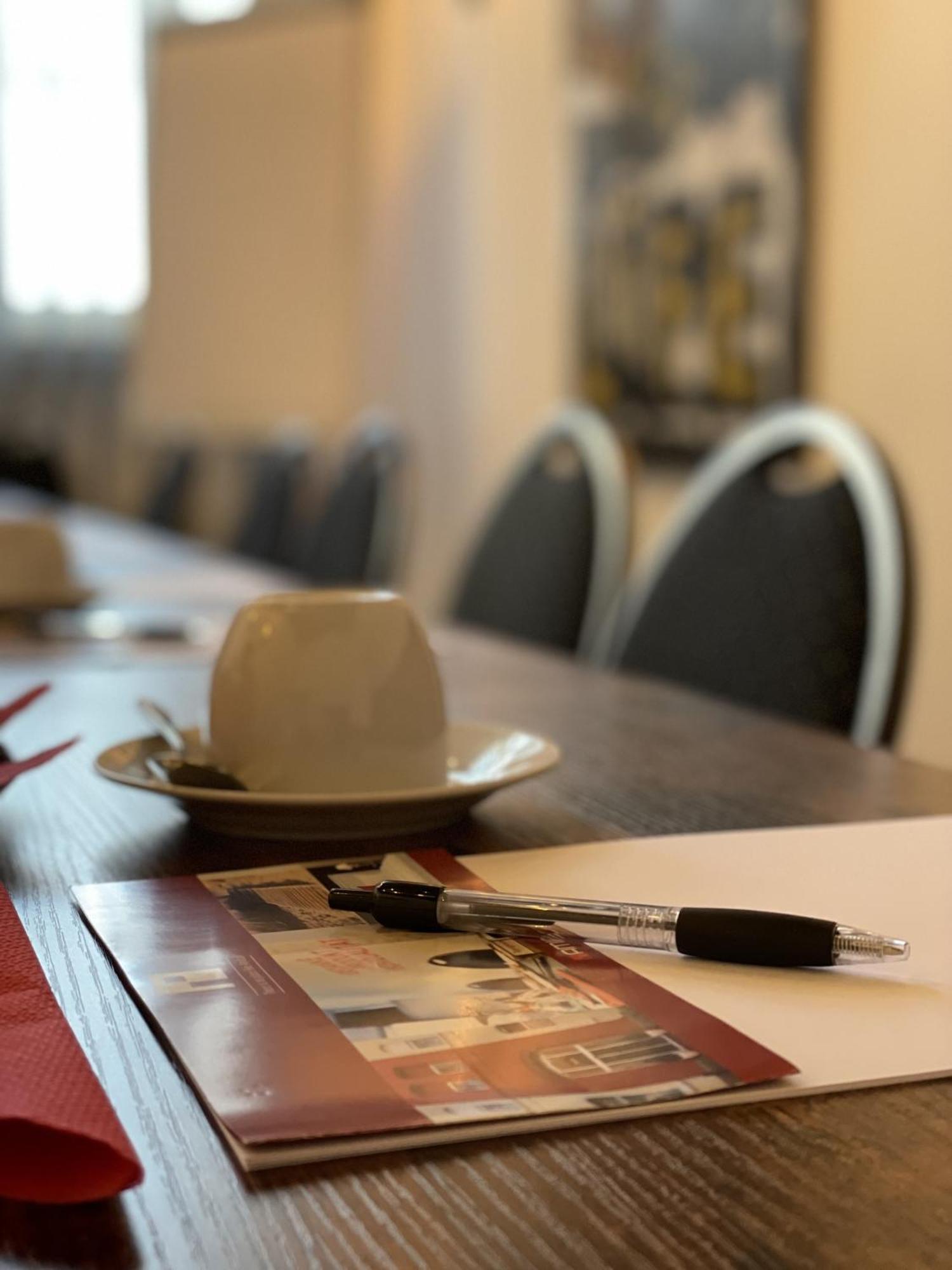 Amical Hotel Вупертал Екстериор снимка